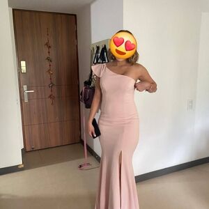 Light Pink Vince Camuto One Shoulder Elegant.